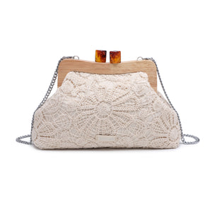 LACE CLUTCH